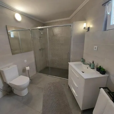 Дом отдыха Aroeira House Aroeira (Setubal)