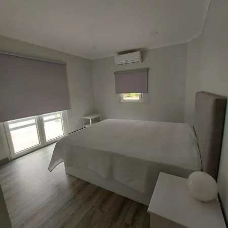 Aroeira House Дом отдыха