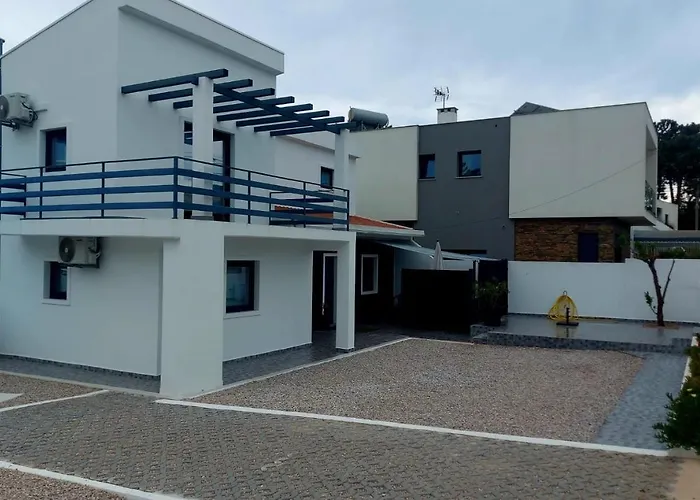 度假居 Aroeira House *